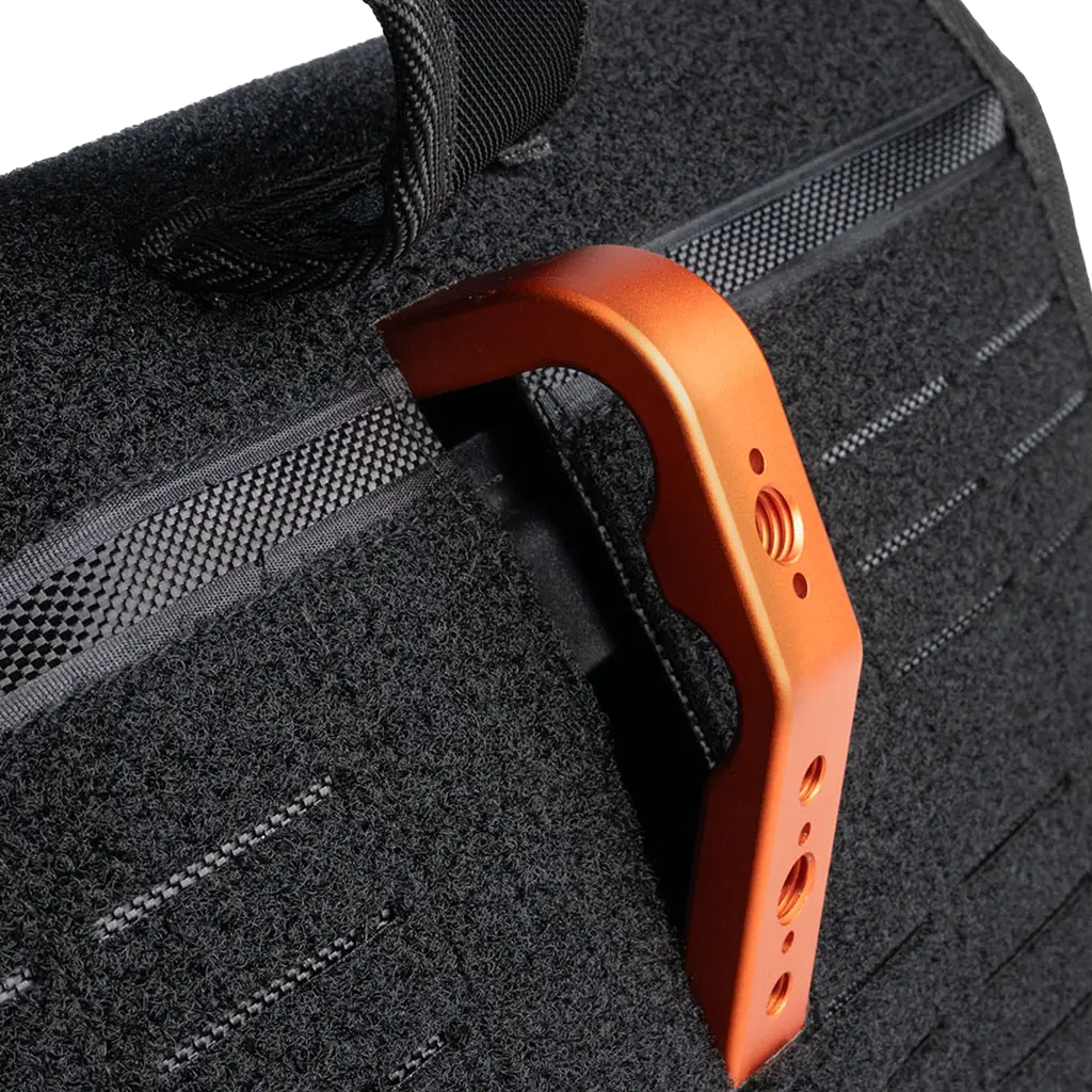 tentacle-sync-gripcase-cover-a15-handle.webp